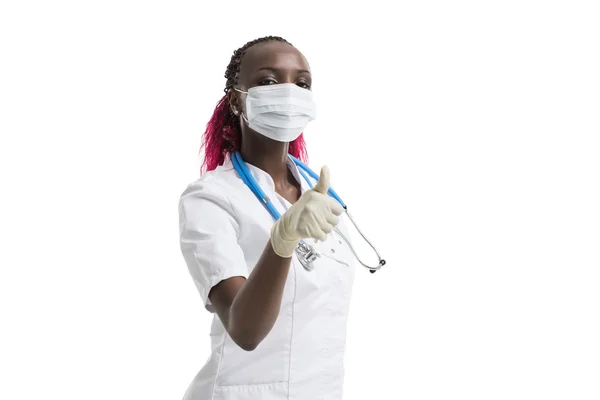 Africano femmina medico in maschera — Foto Stock