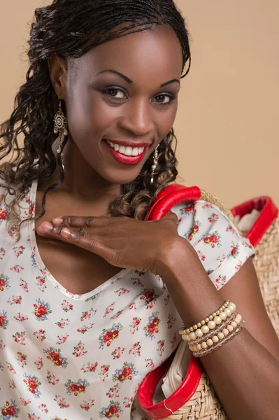 Bolso de paja mujer africana —  Fotos de Stock