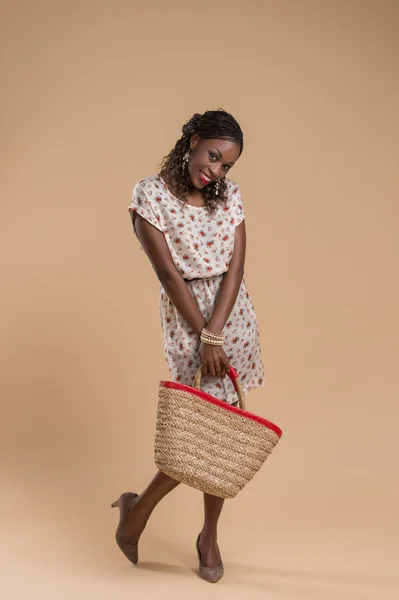 African woman straw bag — Stock Photo, Image