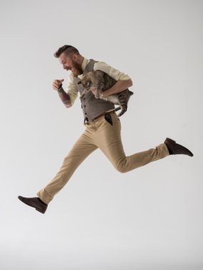 kedi ile modern damat