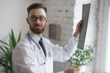 Doktor beyin x-ray arıyorsunuz