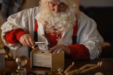 Noel Baba yapma ahşap iç içe kutu