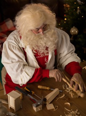 Noel Baba evde