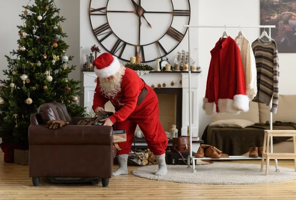 Santa Claus at Home — Stock Photo, Image
