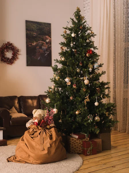 Weihnachtsbaumschmuck — Stockfoto