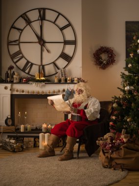 Noel Baba evde