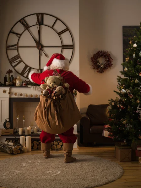 Weihnachtsmann zu Hause — Stockfoto