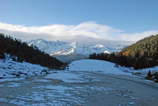 Landschap van de Pyreneeën in Frankrijk — Stockfoto