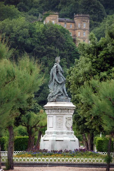 Estátua em san sebastian — Fotografia de Stock