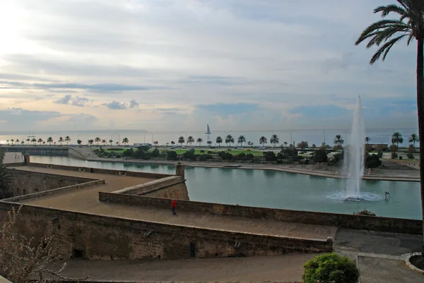 Parc de la Mar, Palma de Mallorca — kuvapankkivalokuva