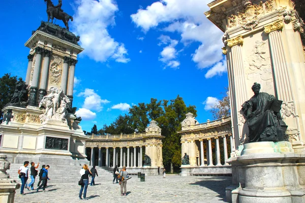 Monumento a Alfonso XII, Retiro, Madrid — Foto de Stock