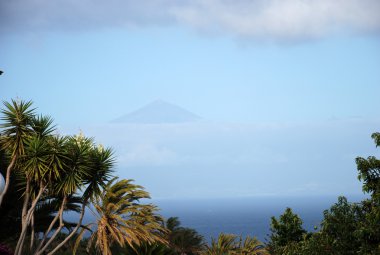 La Gomera üzerinden Teide görüntüleyin
