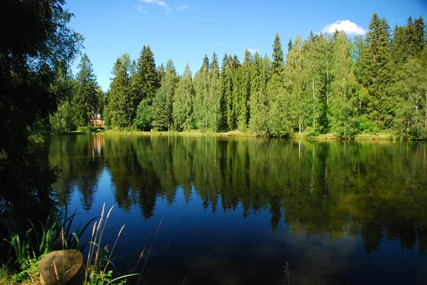 Landschaft eines Sees in Finnland — Stockfoto