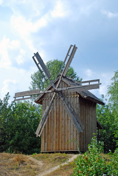 Ветряная мельница Украины
