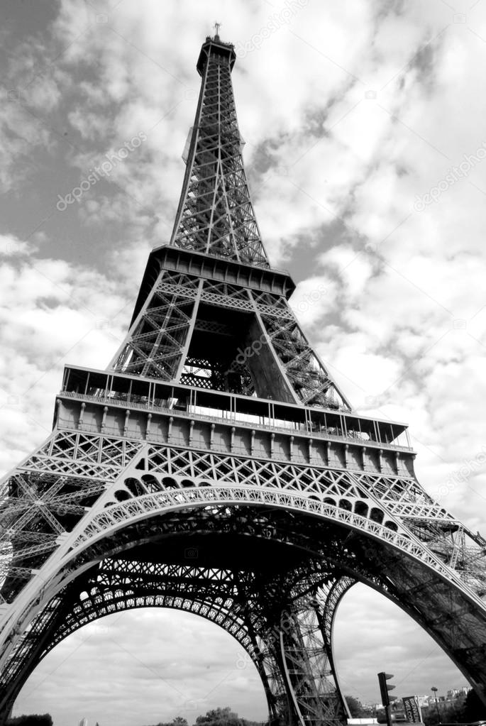 Eiffel Tower from the bottom, black and white