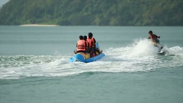 Jet Ski i Banana Boat 01 — Wideo stockowe