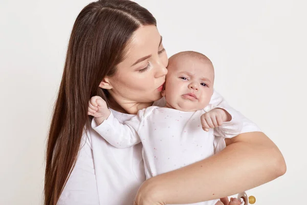 Mother Kissing Hugging Newborn Daughter Isolated White Background Tender Care — Stock Photo, Image