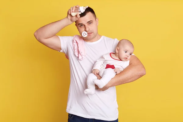 Young Caucasian Father Feeding Newborn Baby Bottle Milk Man Parent — Stock Photo, Image
