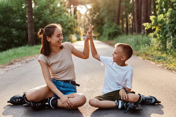 Outdoor Shot Happy Family Mother Son Wearing Casual Style Clothing — Stock Photo, Image