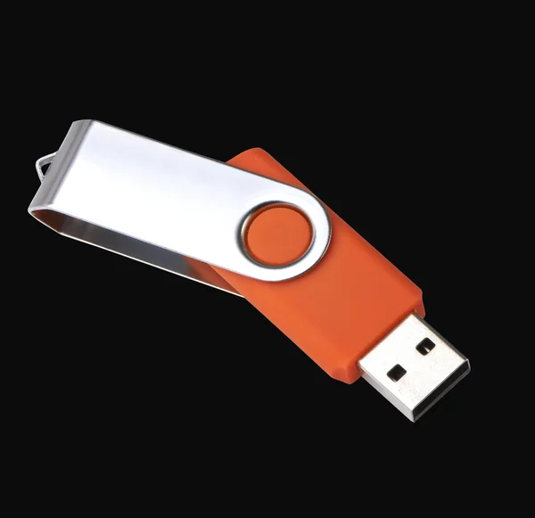 USB disk na černém pozadí — Stock fotografie