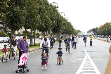 Araba Tervueren Ave Brussels City's - 2 bir parçası olarak ücretsiz sokaklarda