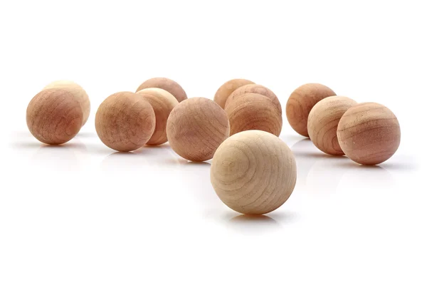 One Cedar Ball Stand Out From The Crowd — Stock Photo, Image