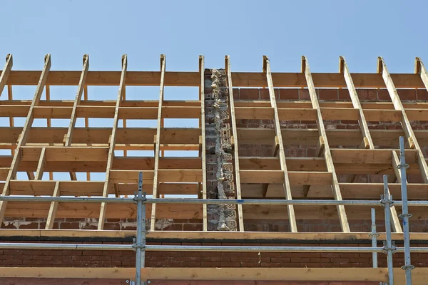 Roof Trusses and Sky — Stock Photo, Image