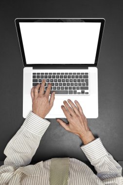 Yukarıdan laptop - çalışma 