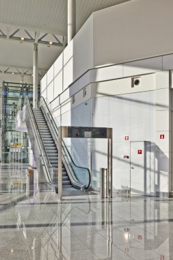 Escalator for staff only