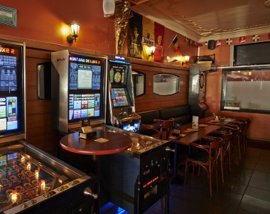 Brüksel'in kalbinde tipik cafe bar