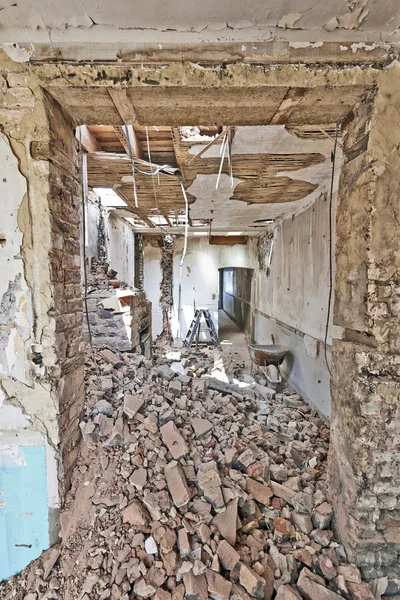 Opuštěné místnosti pod demolice — Stock fotografie