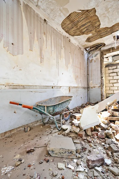 Opuszczony pokój pod rozbiórkę — Zdjęcie stockowe
