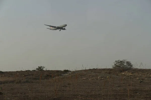 Uçuşlarda askeri nakliye uçakları