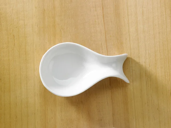 Prázdný talíř keramický — Stock fotografie
