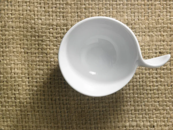 Piattino vuoto in ceramica — Foto Stock