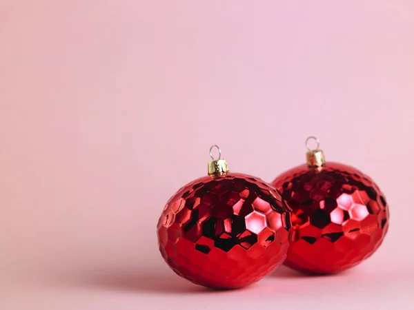 Glanzende kerstballen — Stockfoto