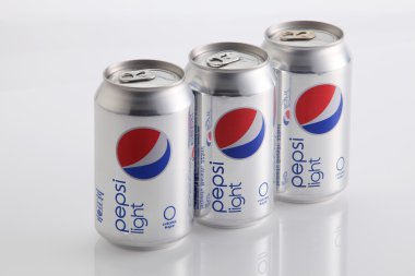 Pepsi Light kutular