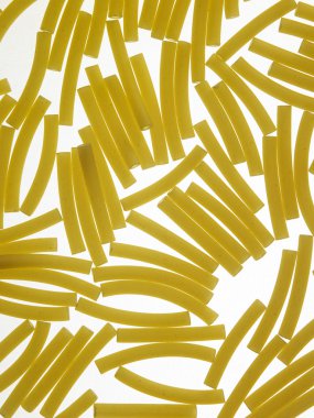 arkadan aydınlatmalı pişmemiş makarna