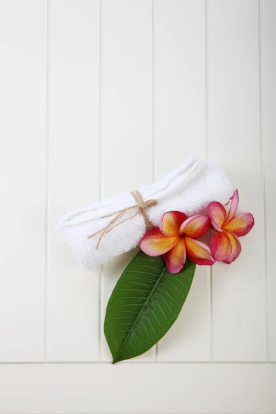 Frangipani flowers spa symbol — Stock Photo, Image