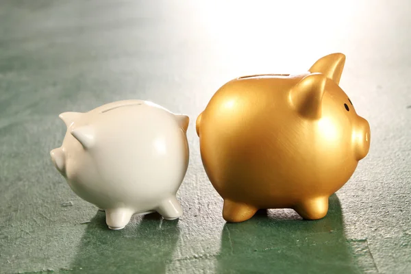 Piggy banks for savings — Stock Photo, Image