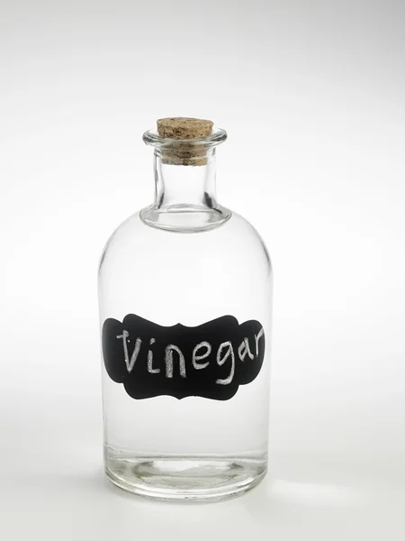 Vinagre en botella de vidrio — Foto de Stock