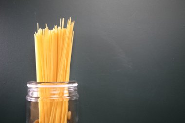 demet kuru spagetti