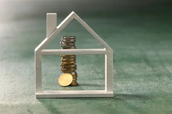 Ev satın almak için tasarruf