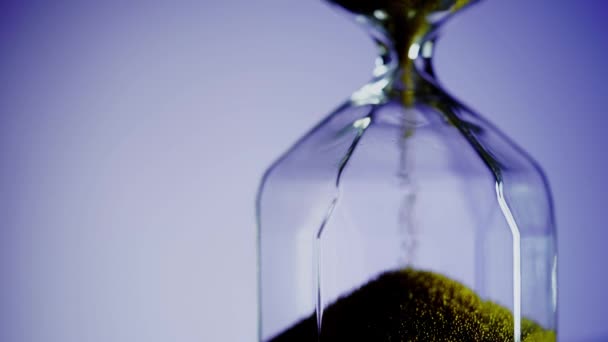 ビジネスの締め切り 緊急性と時間の不足のための時間の経過の概念としての砂時計 — ストック動画