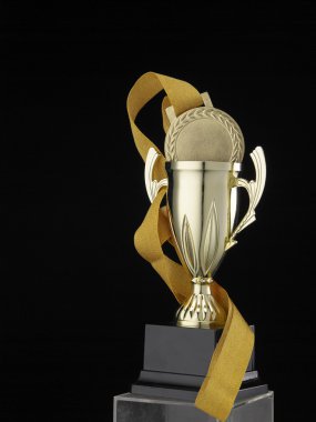 Kupa ve madalya kapat