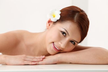 Asyalı kadın yalan