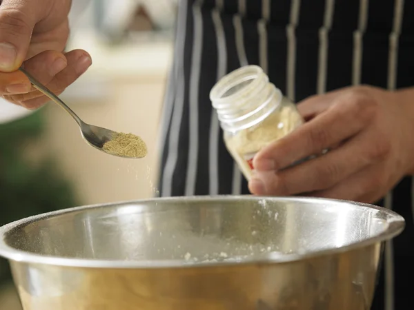 Spoon of ginger powder — Stock Photo, Image