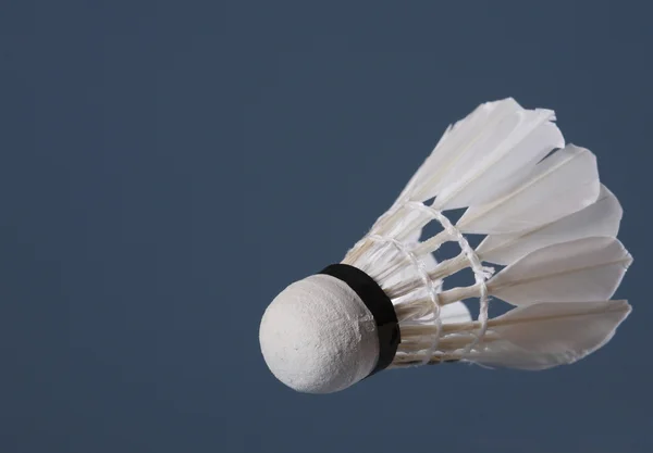 Weißer Federball für Badminton — Stockfoto