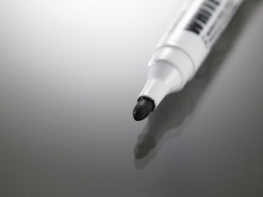 Siyah uç marker keçe