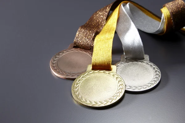 Arany, ezüst és bronz érmet — Stock Fotó